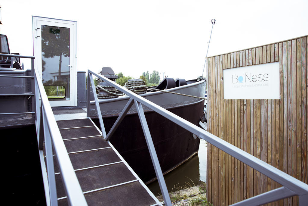 Hotel Bo-Ness Hasselt Exterior foto